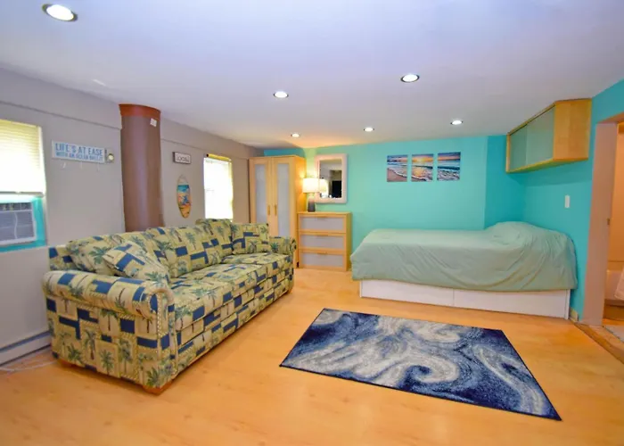 Apartment Pine Court 11 Apts *